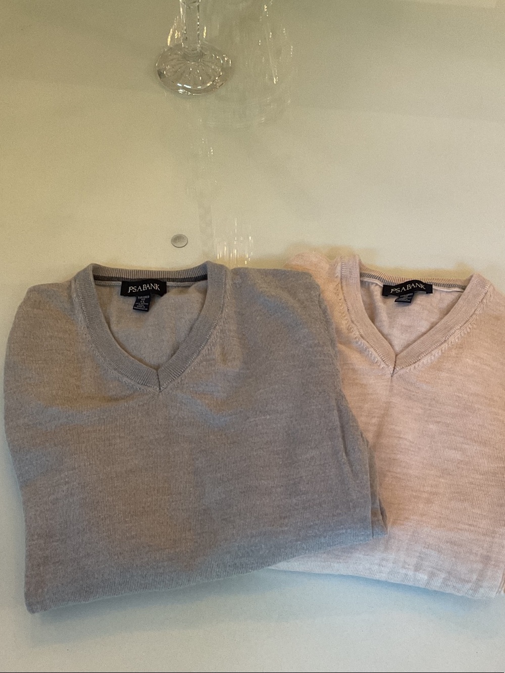 Jos a BANKS MENS SWEATER BUNDLE OF 2 V-Neck Sweater - Light Gray and Light Pink